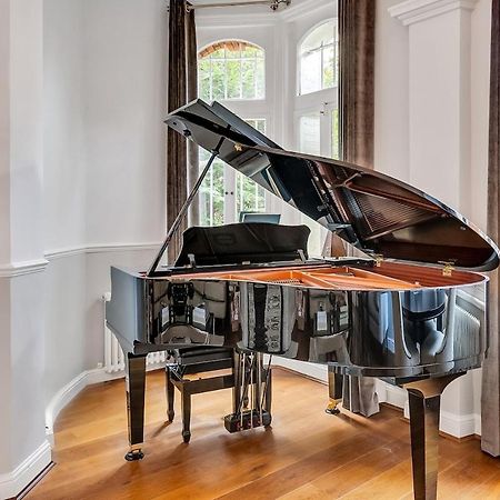 شقة Luxury Kensington Flat - Private Garden - Tube 4 Min Walk لندن المظهر الخارجي الصورة
